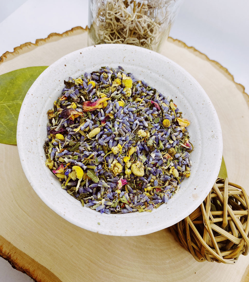 Dreamy Herbal Sleep Sachet: Relaxing Aromatherapy for a Restful Night