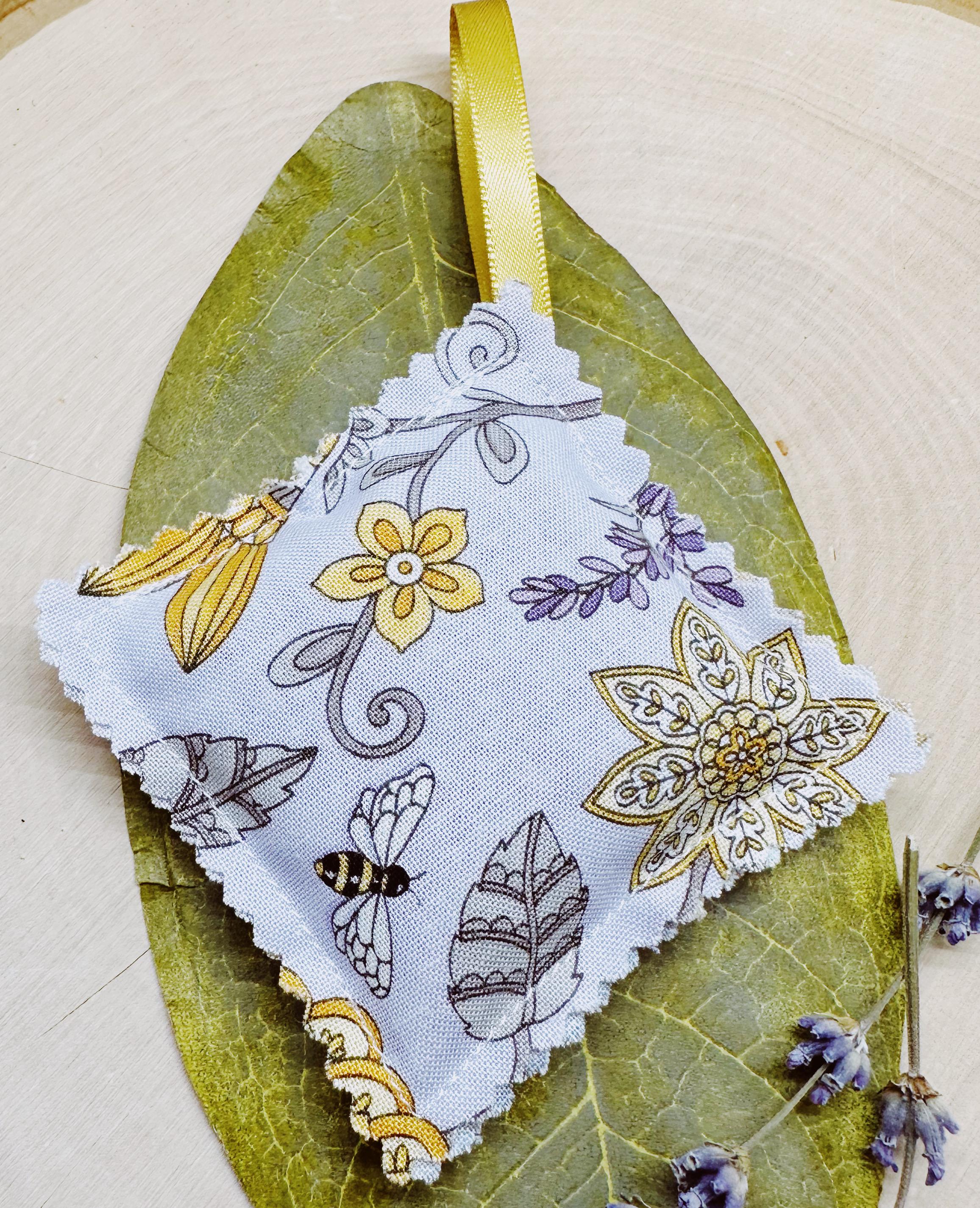 Set of 3 Mini Lavender Sachets Infused with Essential Oil