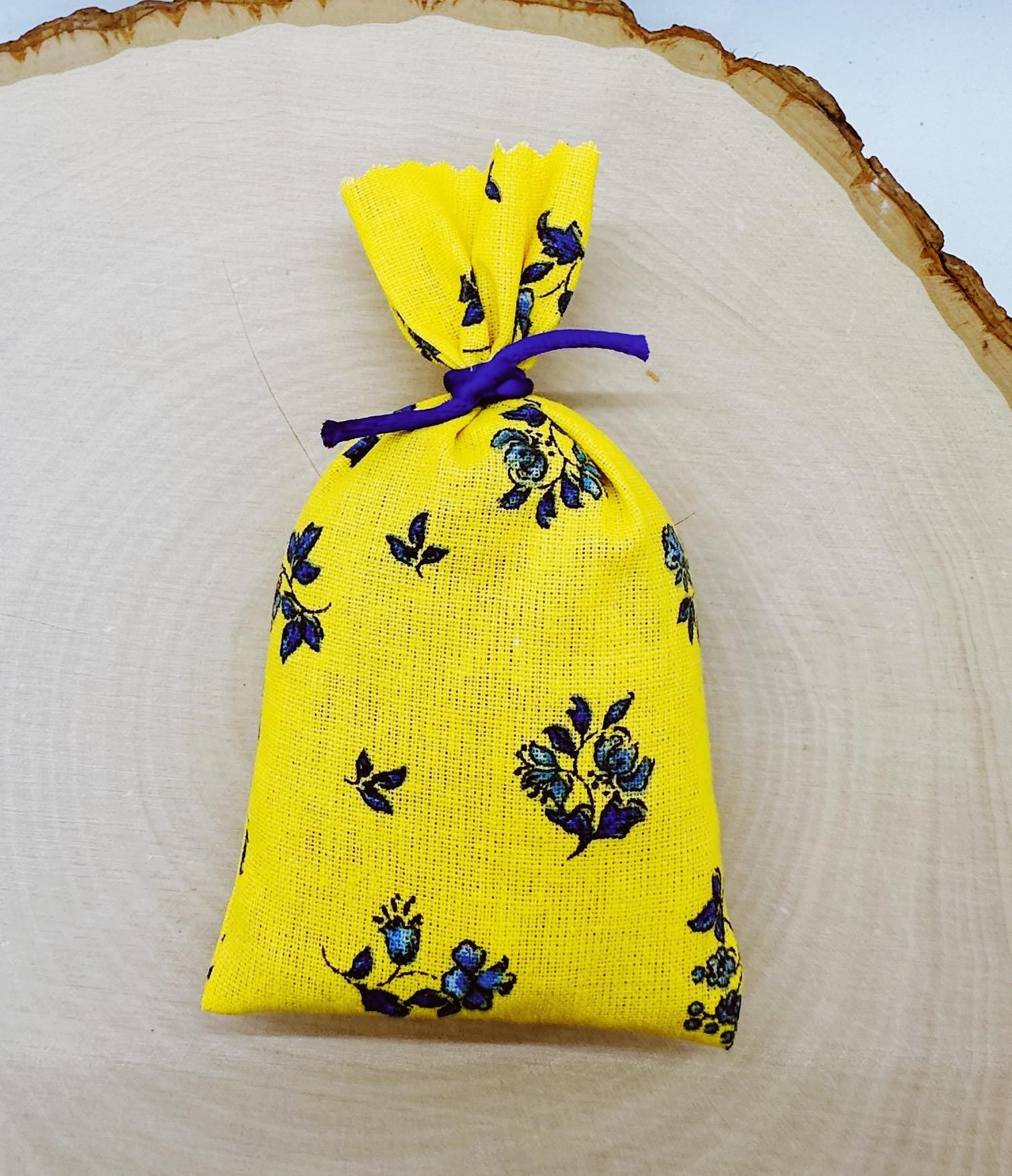 Set of 3 Handmade Provençal Lavender Sachet, French Cotton Drawer Freshener, 3 color options