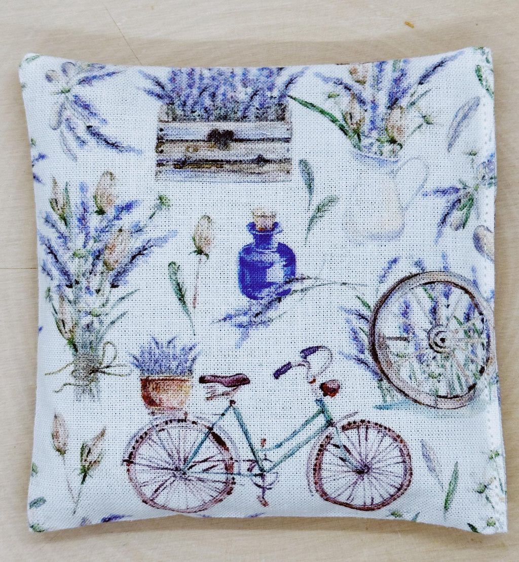 Reusable Lavender Dryer Sachet Bag for Aromatherapy and Eco-Friendly Laundry Bikes