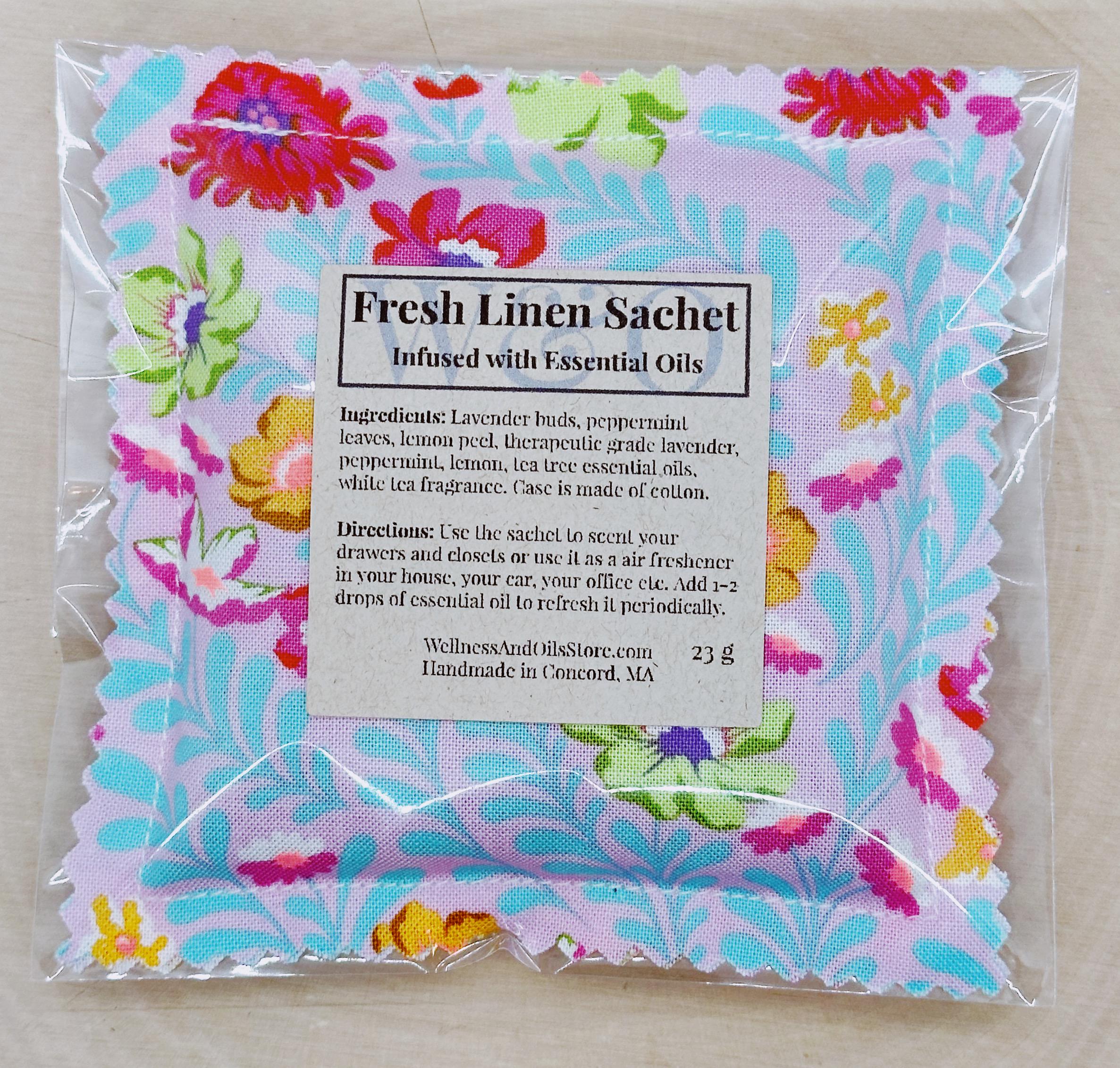 Fresh Linen Aromatherapy Sachet: Lavender, Peppermint & White Tea - Pink Floral Pouch