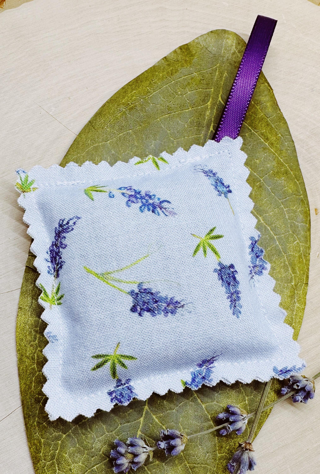 Set of 3 Mini Lavender Sachets Infused with Essential Oil