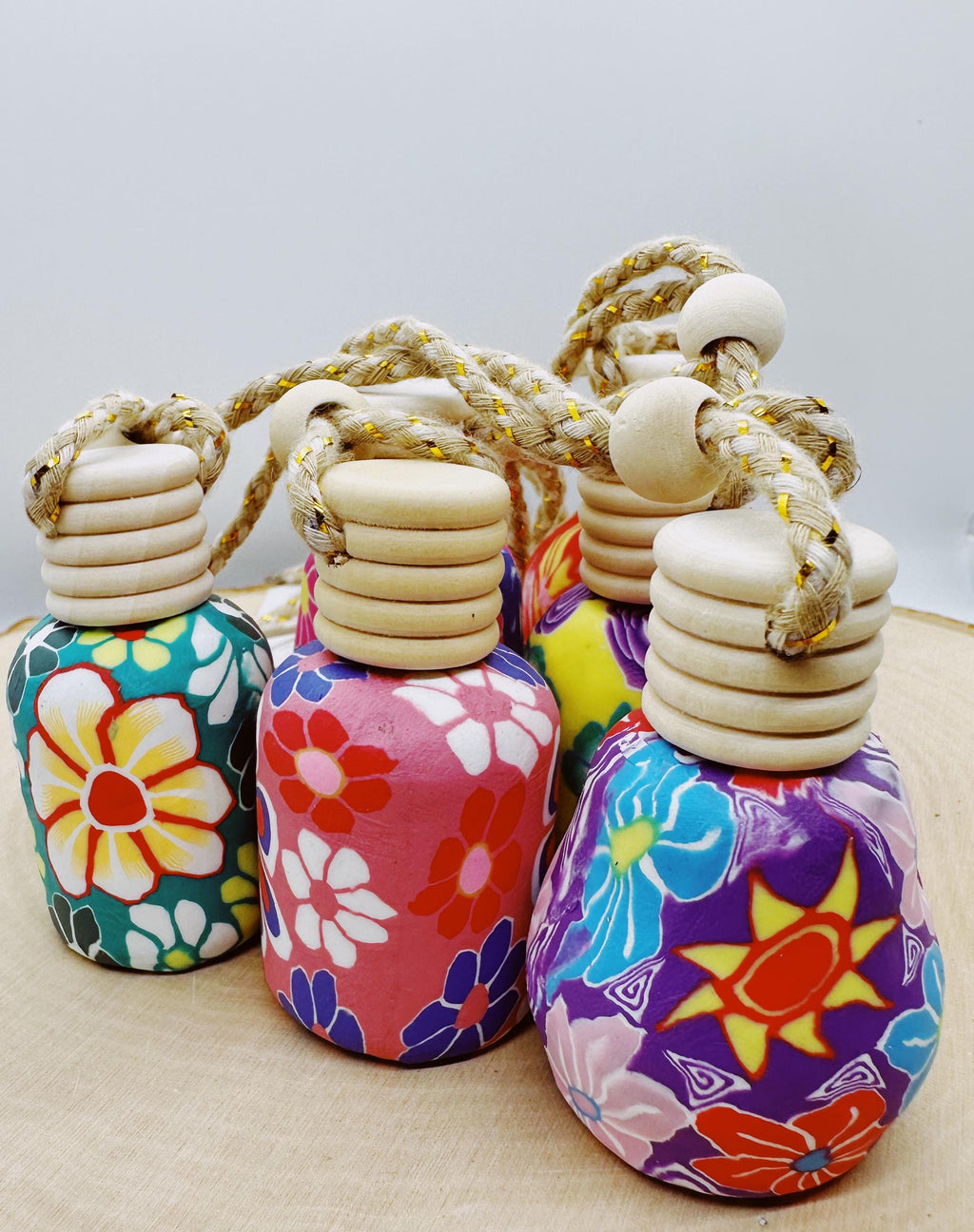 Mini Reed Diffuser: Retro Floral Aromatherapy - White Tea, Lavender & Mint