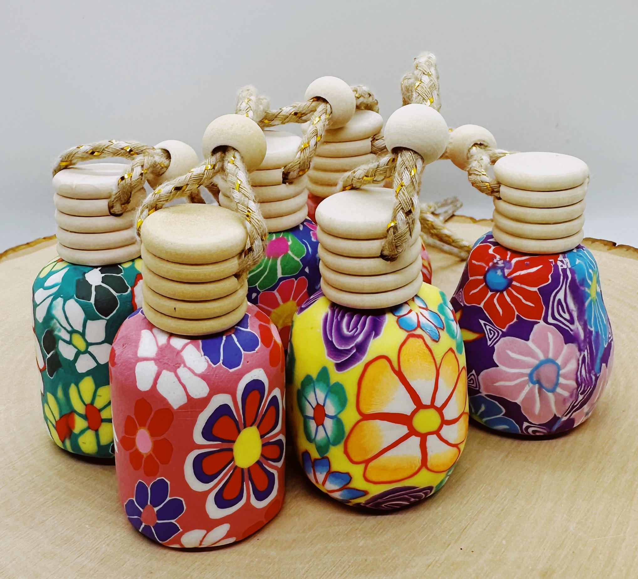 Mini Reed Diffuser: Retro Floral Aromatherapy - White Tea, Lavender & Mint