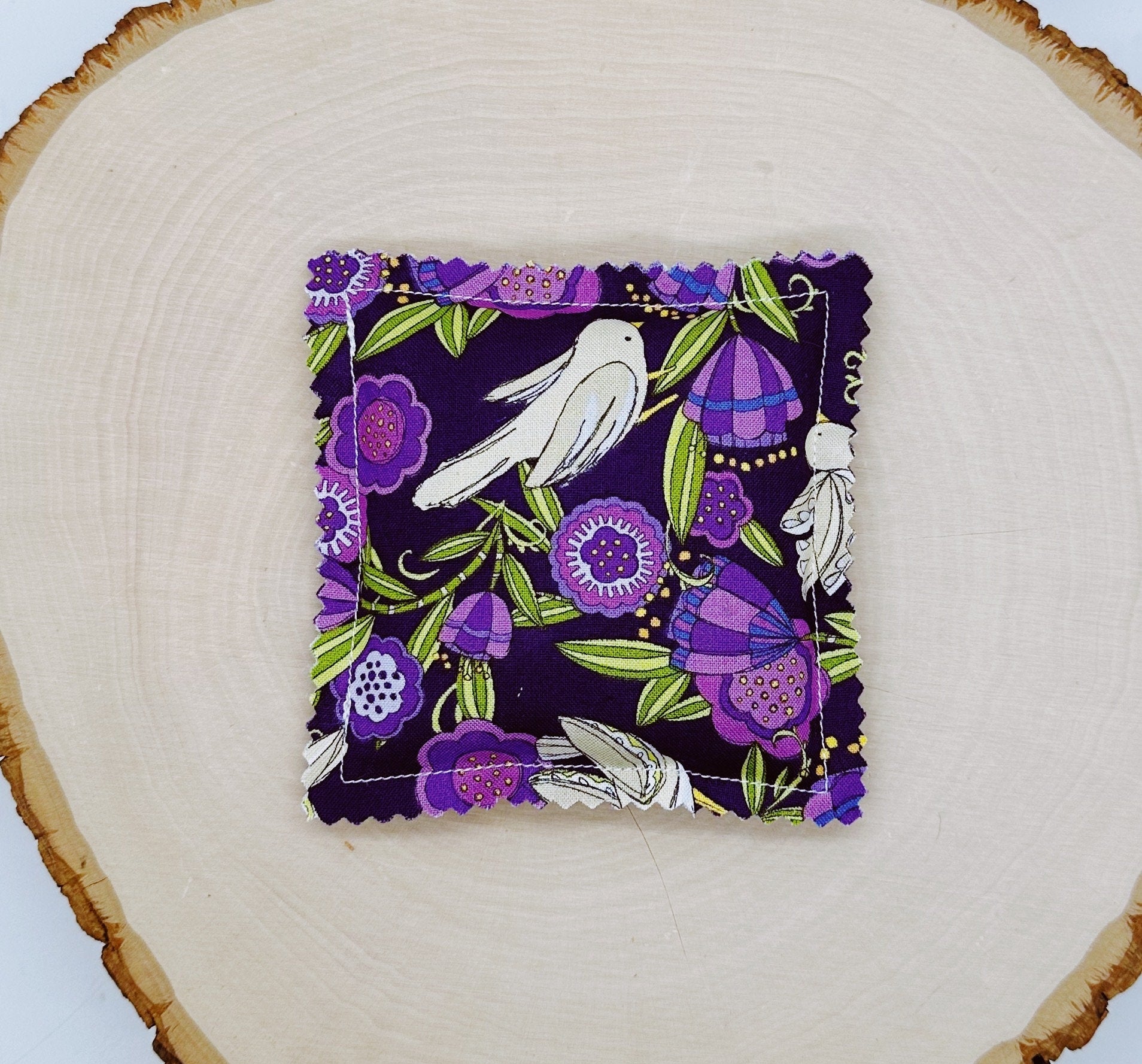 Handmade Lavender Eucalyptus Sachet infused with Essential Oils -  Pansy Posies Amethyst