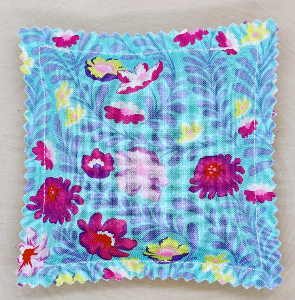 Fresh Linen Aromatherapy Sachet: Lavender, Peppermint & White Tea