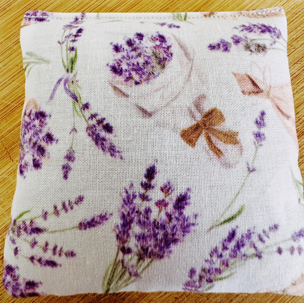 Reusable Lavender Dryer Sachet Bag for Aromatherapy and Eco-Friendly Laundry Bouquets