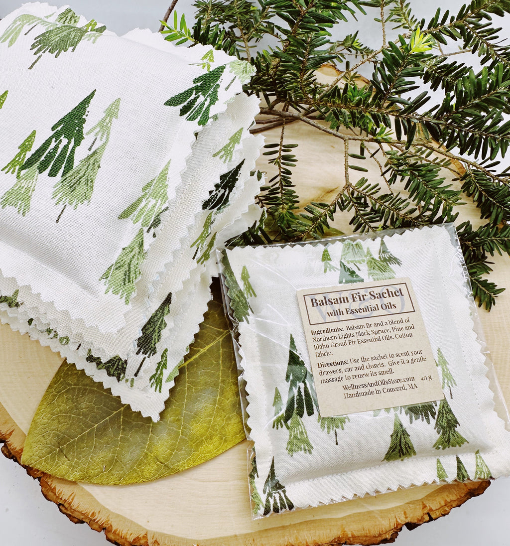 Handmade Balsam Fir Sachet: Off-White Trees