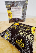 Bee Flowers Sachet - Bee Grateful - Black: Botanical Blend Infused with Essential Oils