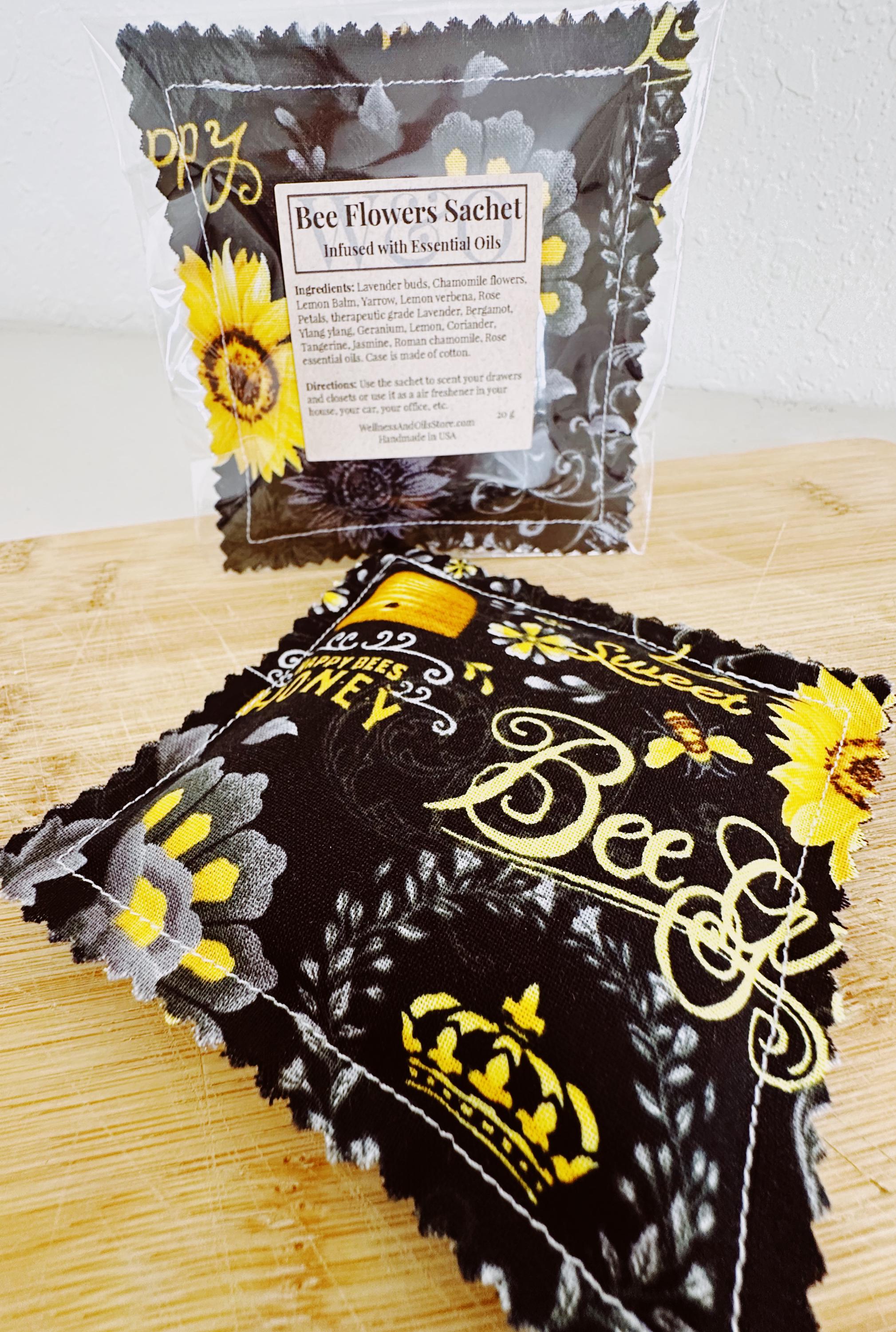 Bee Flowers Sachet - Bee Grateful - Black: Botanical Blend Infused with Essential Oils